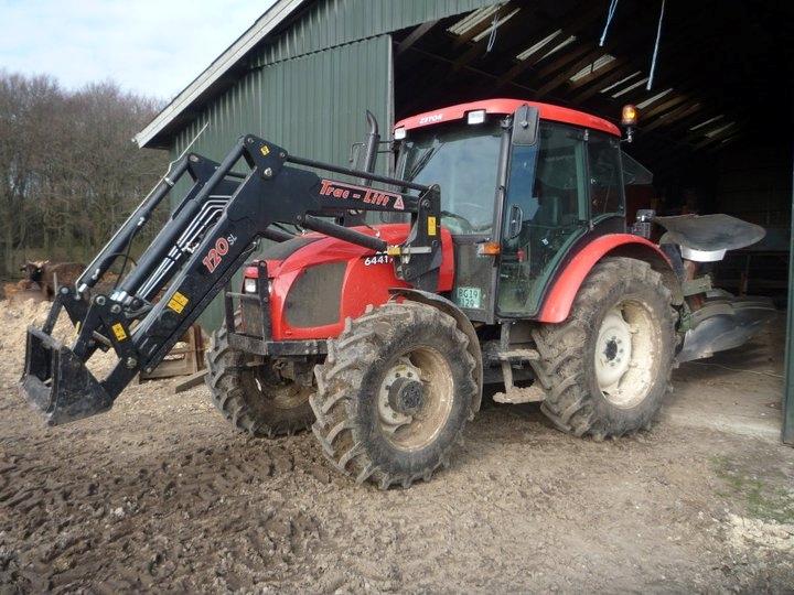 Zetor 6441 - Ved at gøre klar til at pløje billede 5