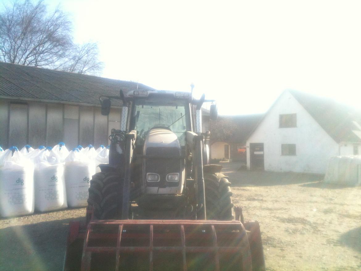 Valtra M 120 billede 2