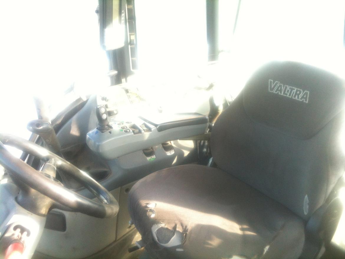 Valtra M 120 billede 7