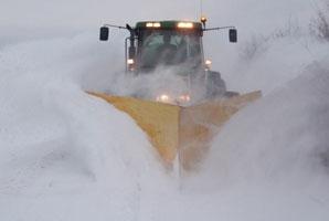 John Deere 7810 - En farlig masse sne mellem jul og nytår 09-10 :)) billede 6