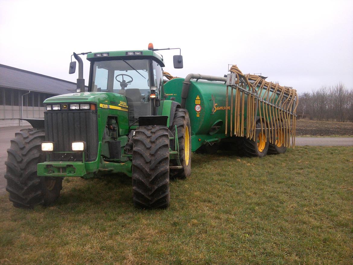 John Deere 8310 billede 1