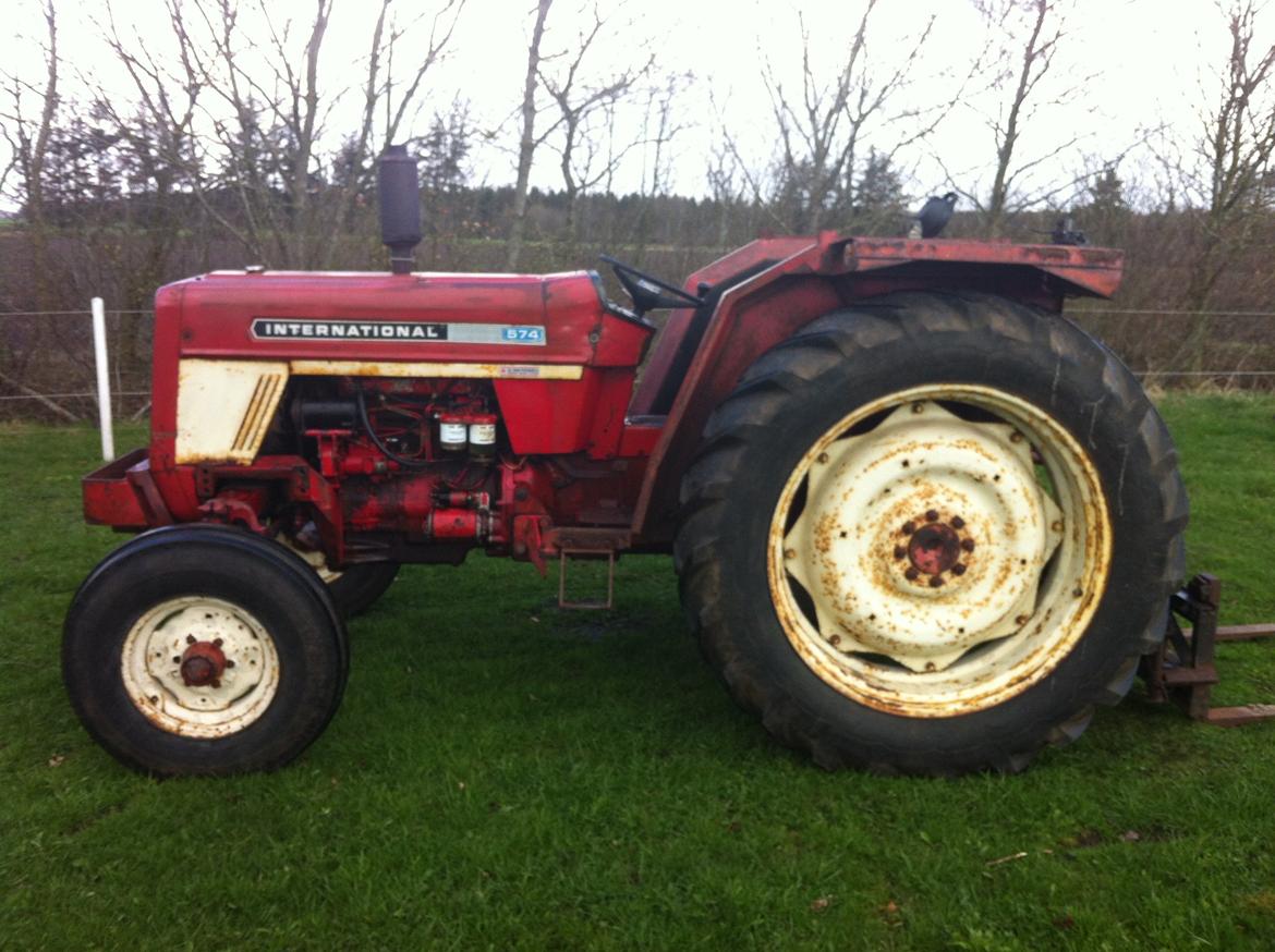 International Harvester 574   #Solgt billede 1