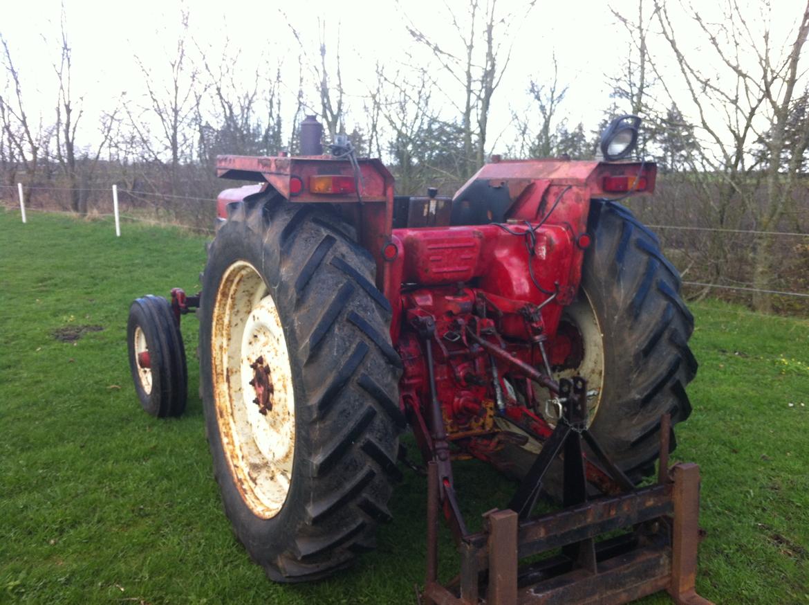 International Harvester 574   #Solgt billede 3