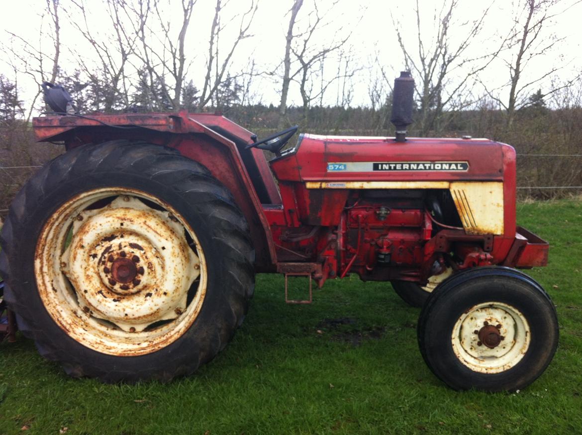 International Harvester 574   #Solgt billede 4