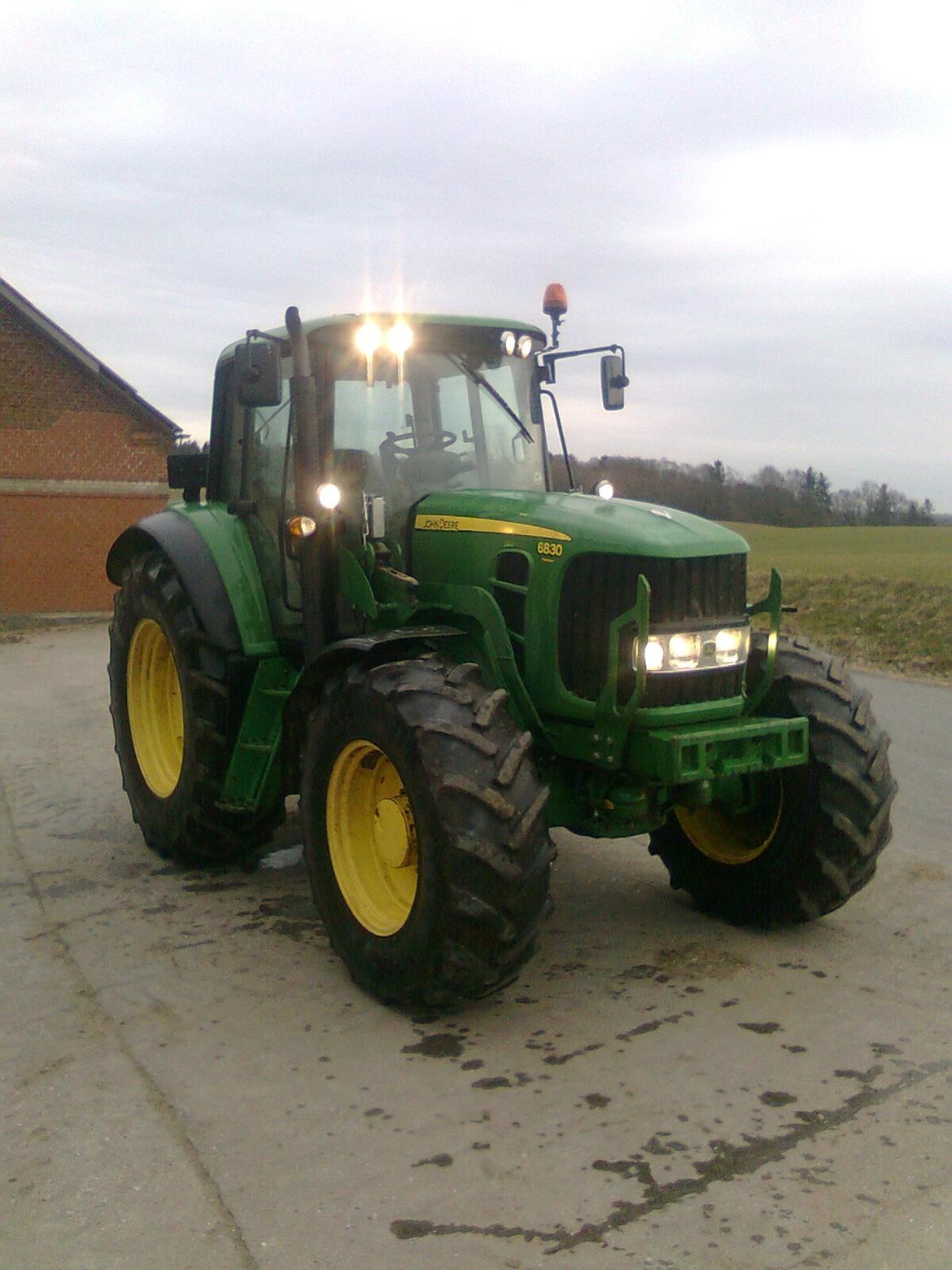 John Deere 6830 premium - nyvasket uden frontlæsser billede 5