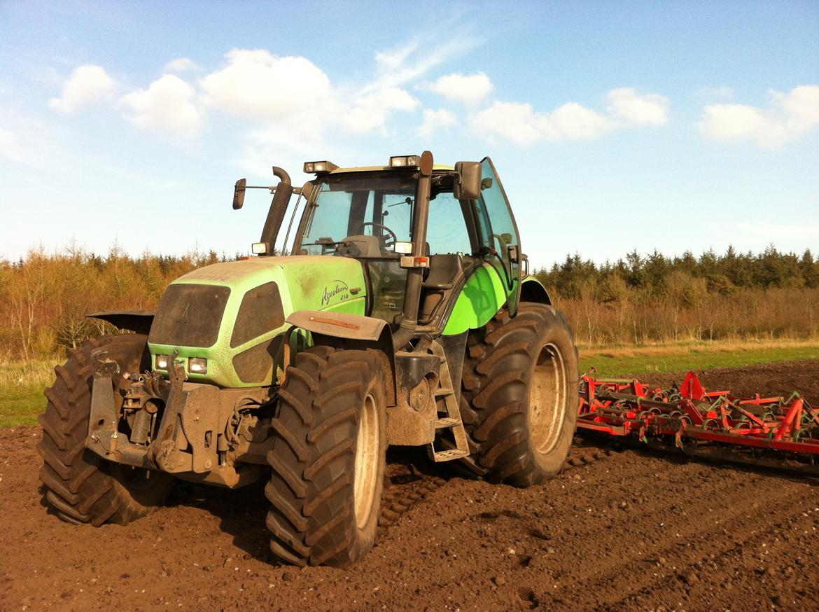 Deutz-Fahr Deutz Agrotron 230 billede 4