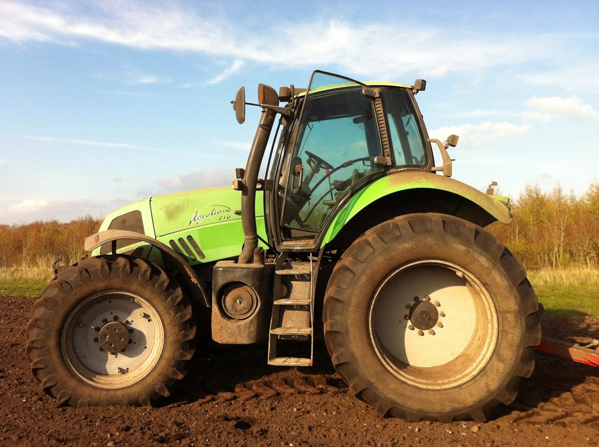 Deutz-Fahr Deutz Agrotron 230 billede 6