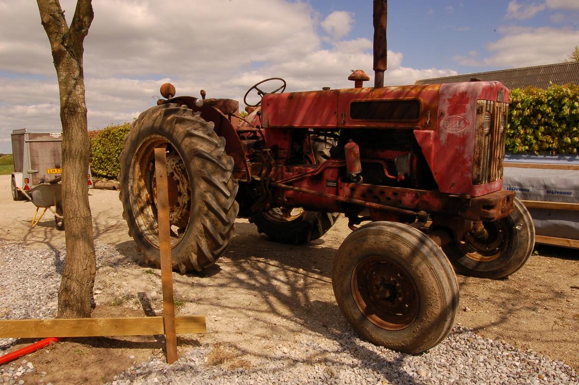 International Harvester B-614 billede 3