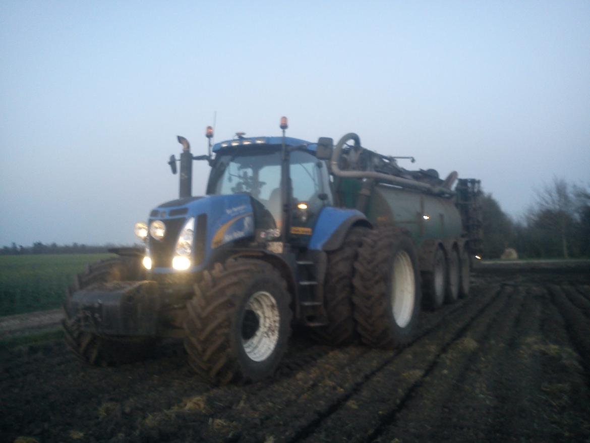 New Holland T8040 billede 15