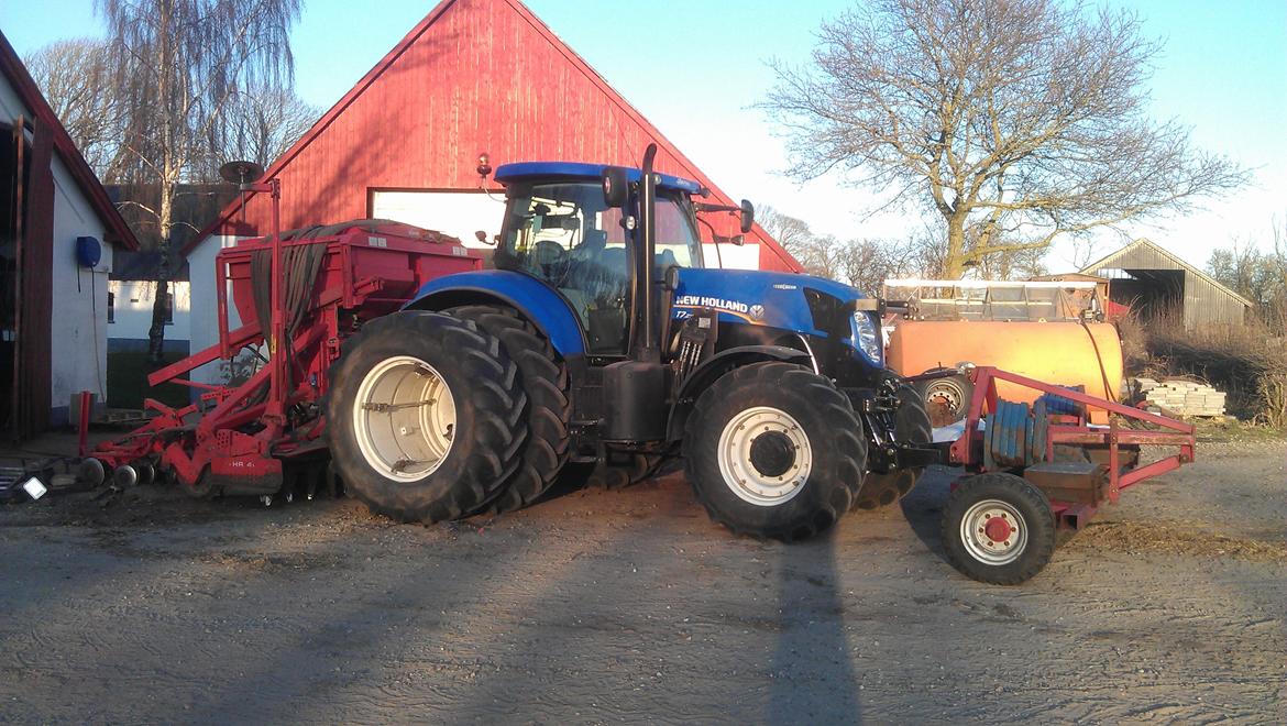 New Holland T7.210 Auto Command billede 17