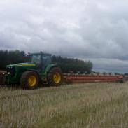 John Deere 8420