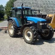 New Holland TM 135