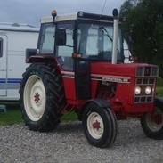 International Harvester 485