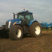 New Holland TG 285