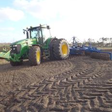 John Deere 7930