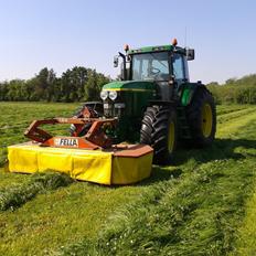 John Deere 7810