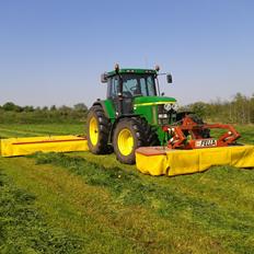 John Deere 7810