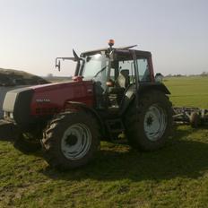 Valtra 8050