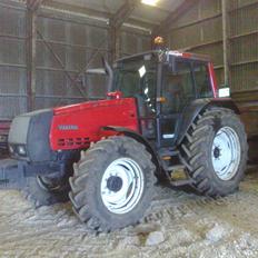 Valtra 8050