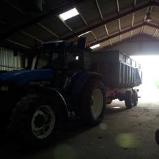 New Holland TM 135