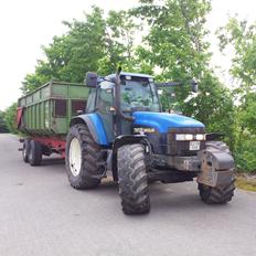 New Holland TM 135