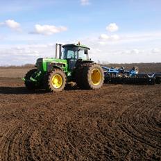 John Deere 4255