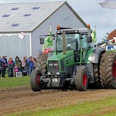 Fendt Favorit 824