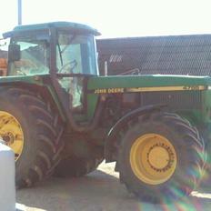 John Deere 4755