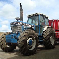Ford 8210