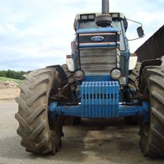 Ford 8210