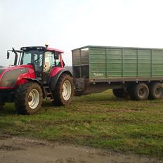 Valtra t 140e