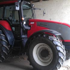 Valtra T180