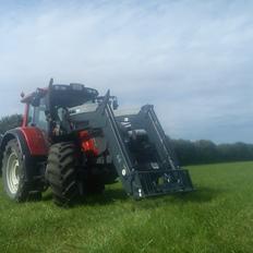 Valtra N142