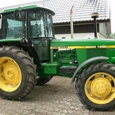 John Deere 3040 turbo 4wd