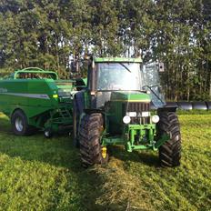 John Deere 6800