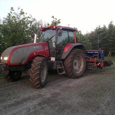 Valtra t120