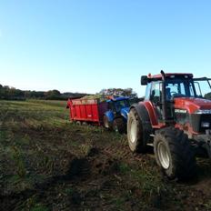New Holland G240