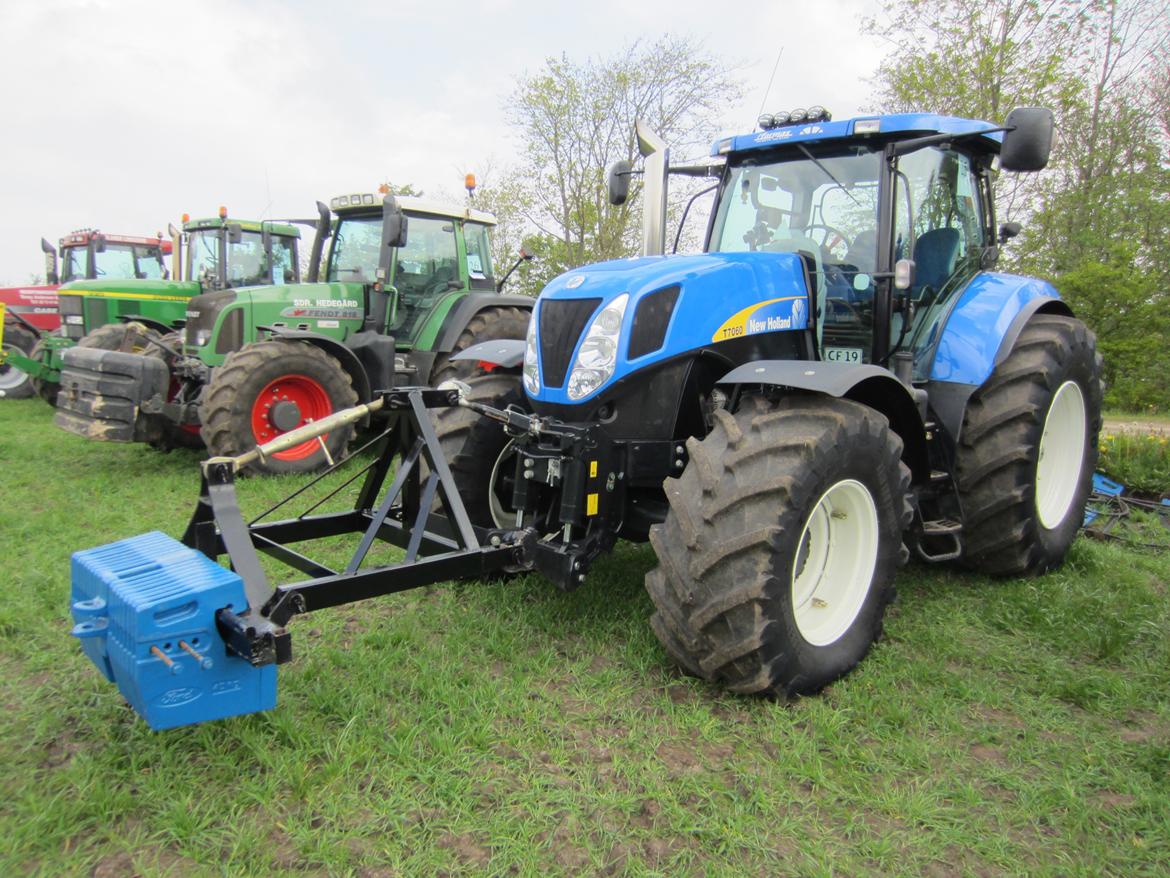 New Holland T7060 Power Command billede 19