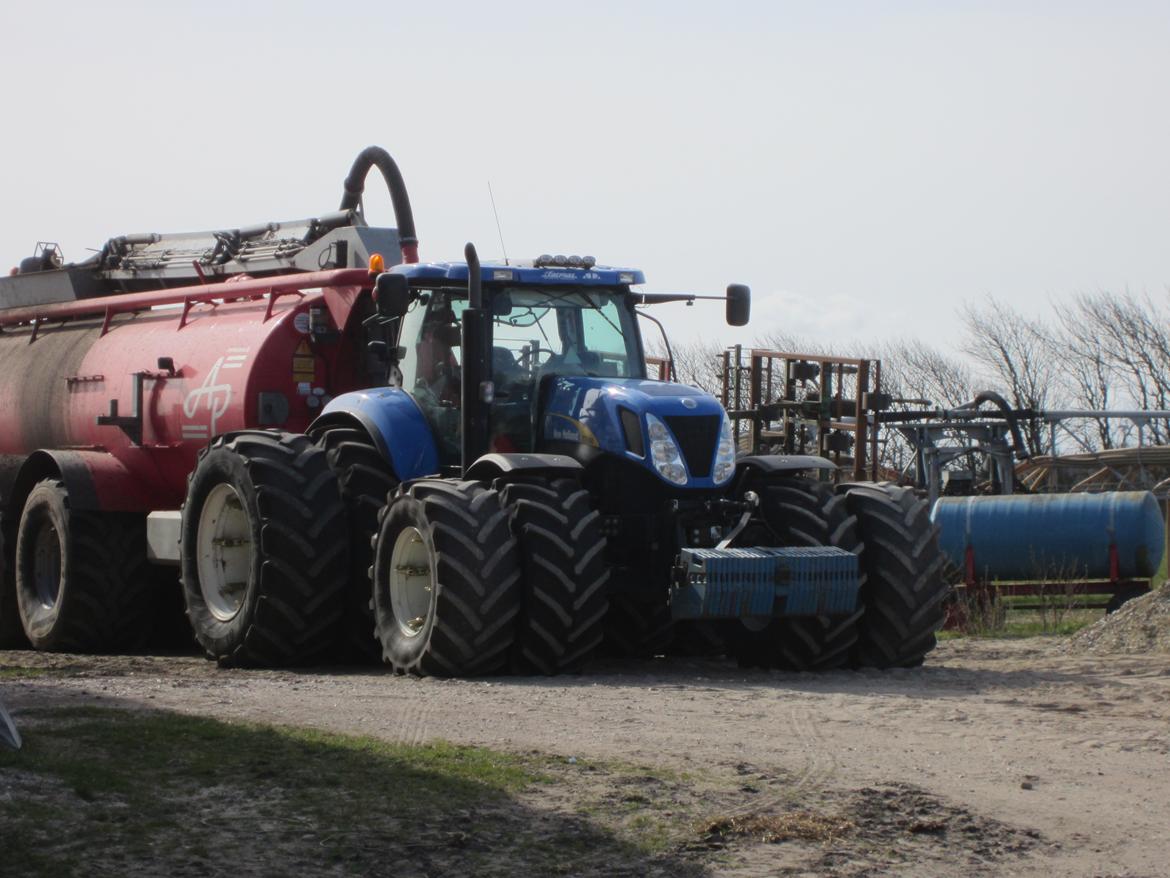 New Holland T7060 Power Command billede 21