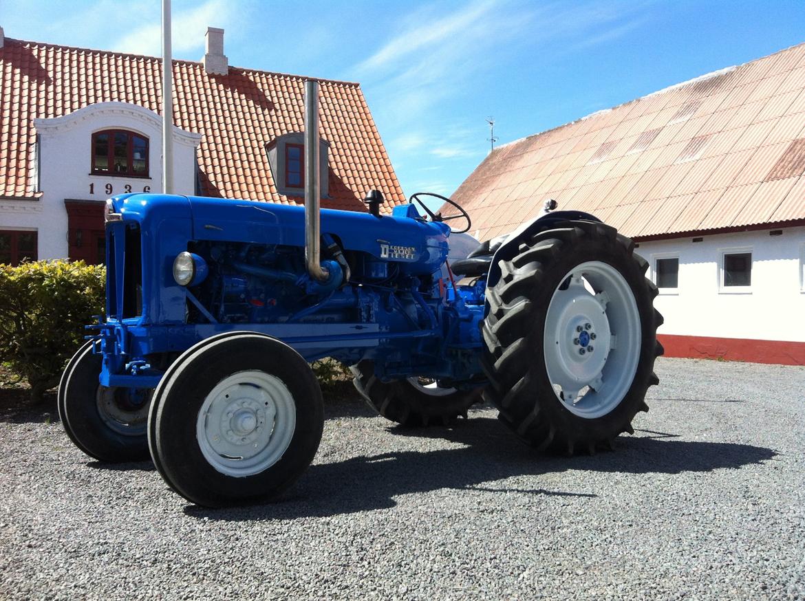 Fordson Super Major 6 cyl. - TIL SALG SERIØSE BUD billede 2