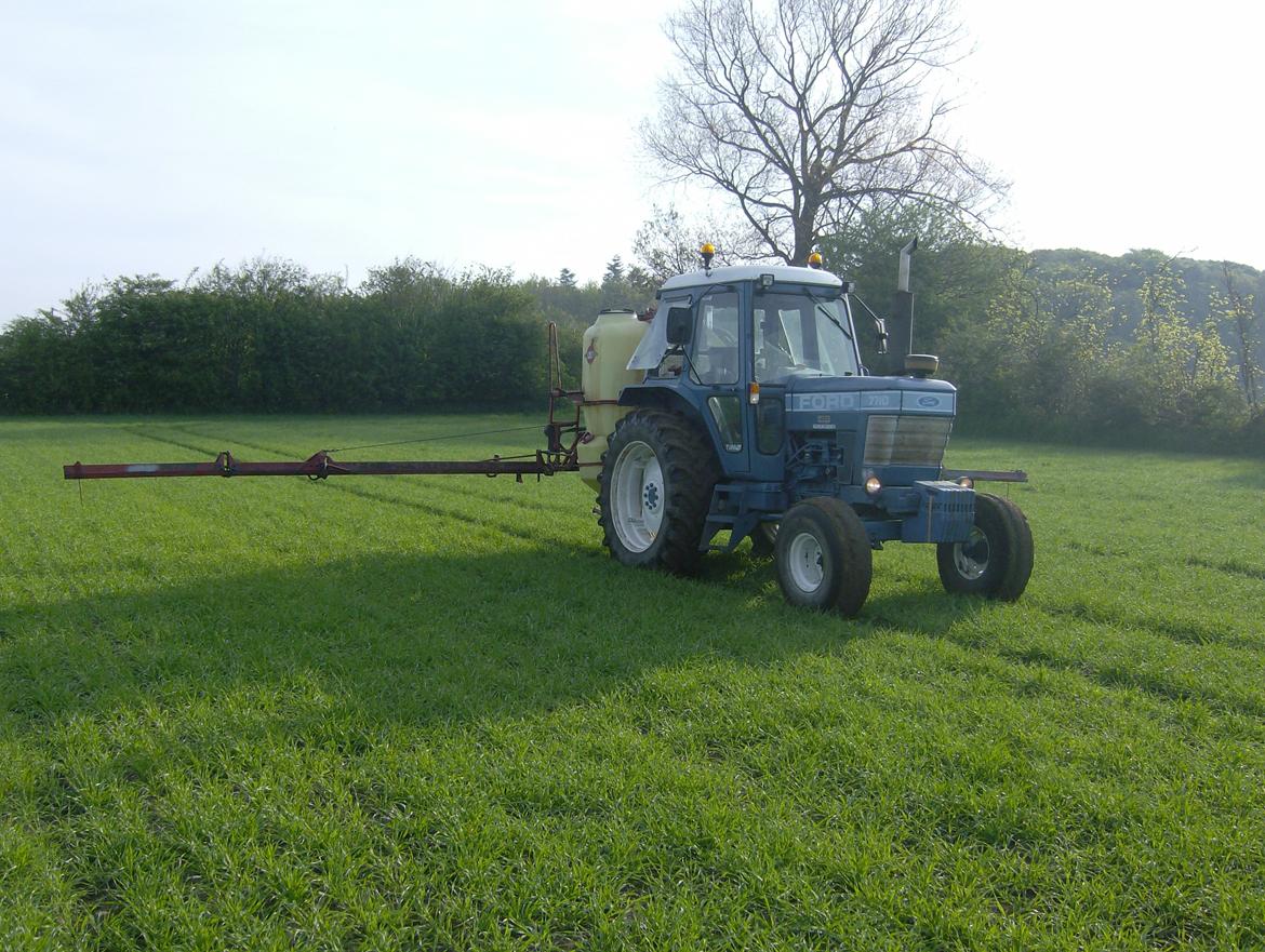 Ford 7710 - Sprøjter med mangan.. billede 18