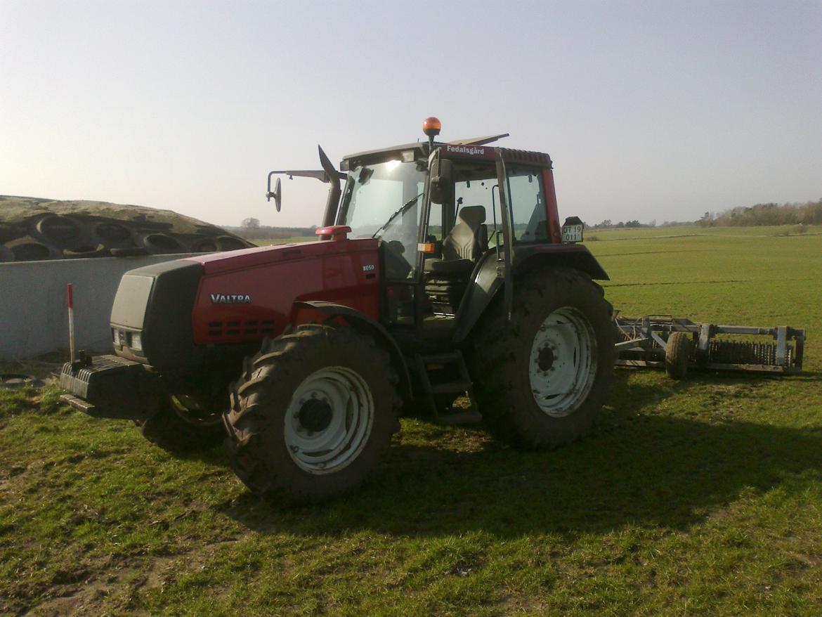 Valtra 8050 billede 2