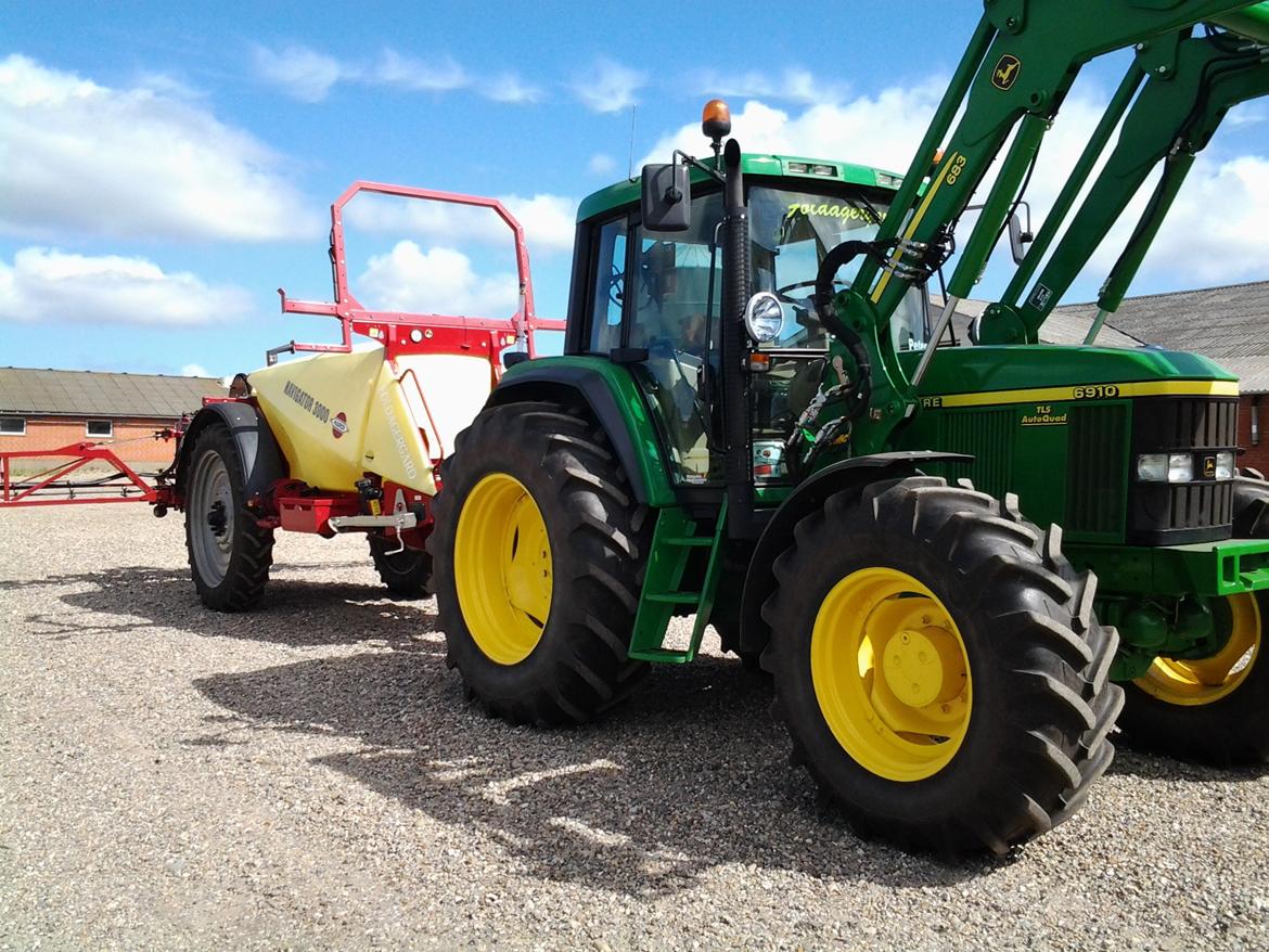 John Deere 6910 billede 9