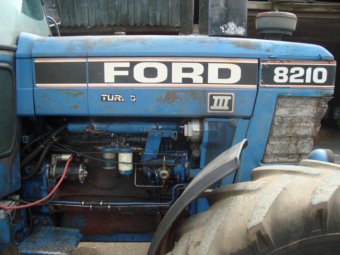 Ford 8210 billede 3