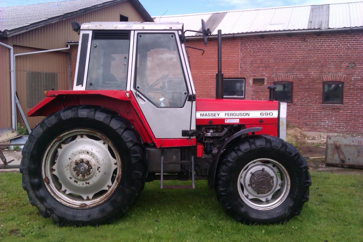 Massey Ferguson 690 billede 3