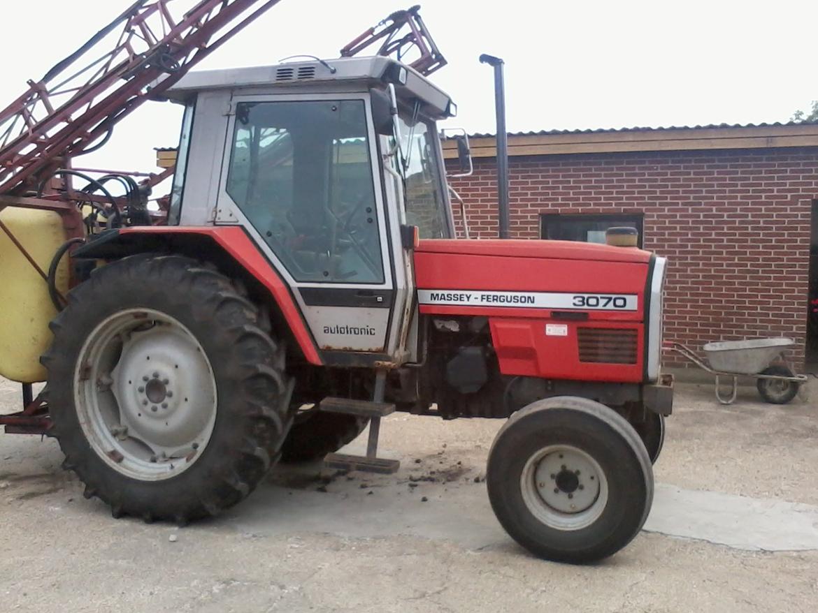 Massey Ferguson 3070 billede 2