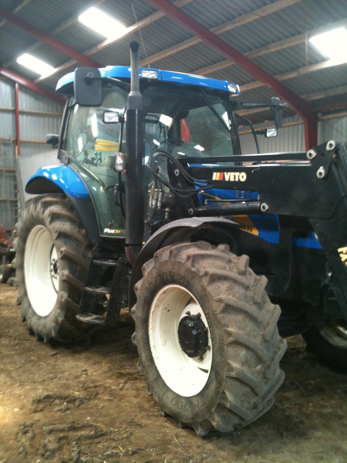 New Holland T 6030 plus billede 5