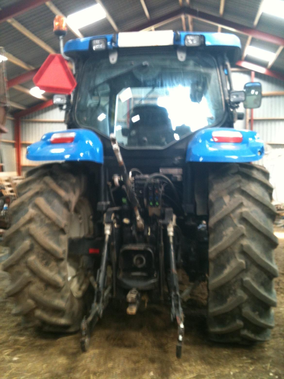 New Holland T 6030 plus billede 6