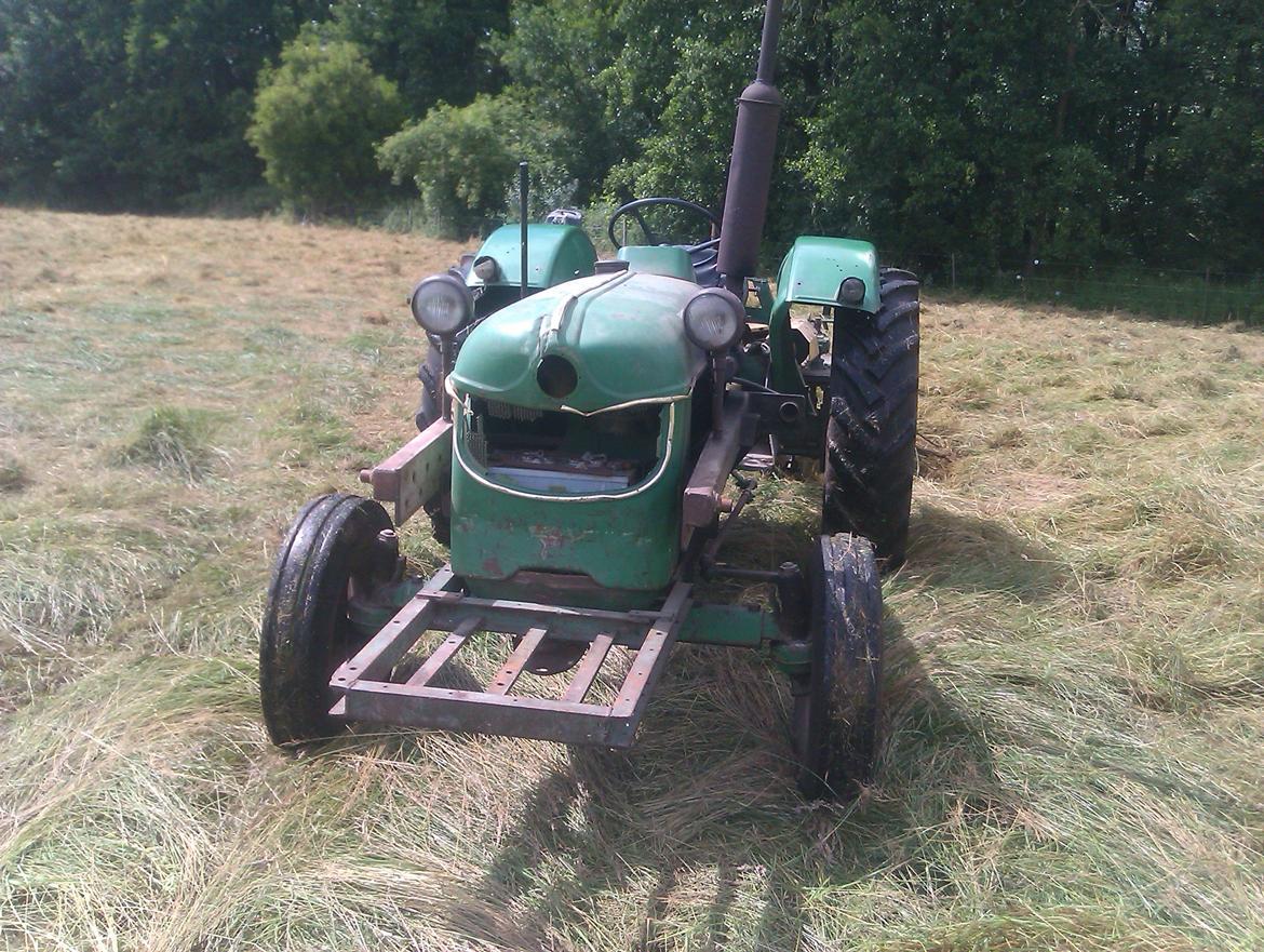 Deutz-Fahr D40 - hun er nu smuk den gamle so  billede 6