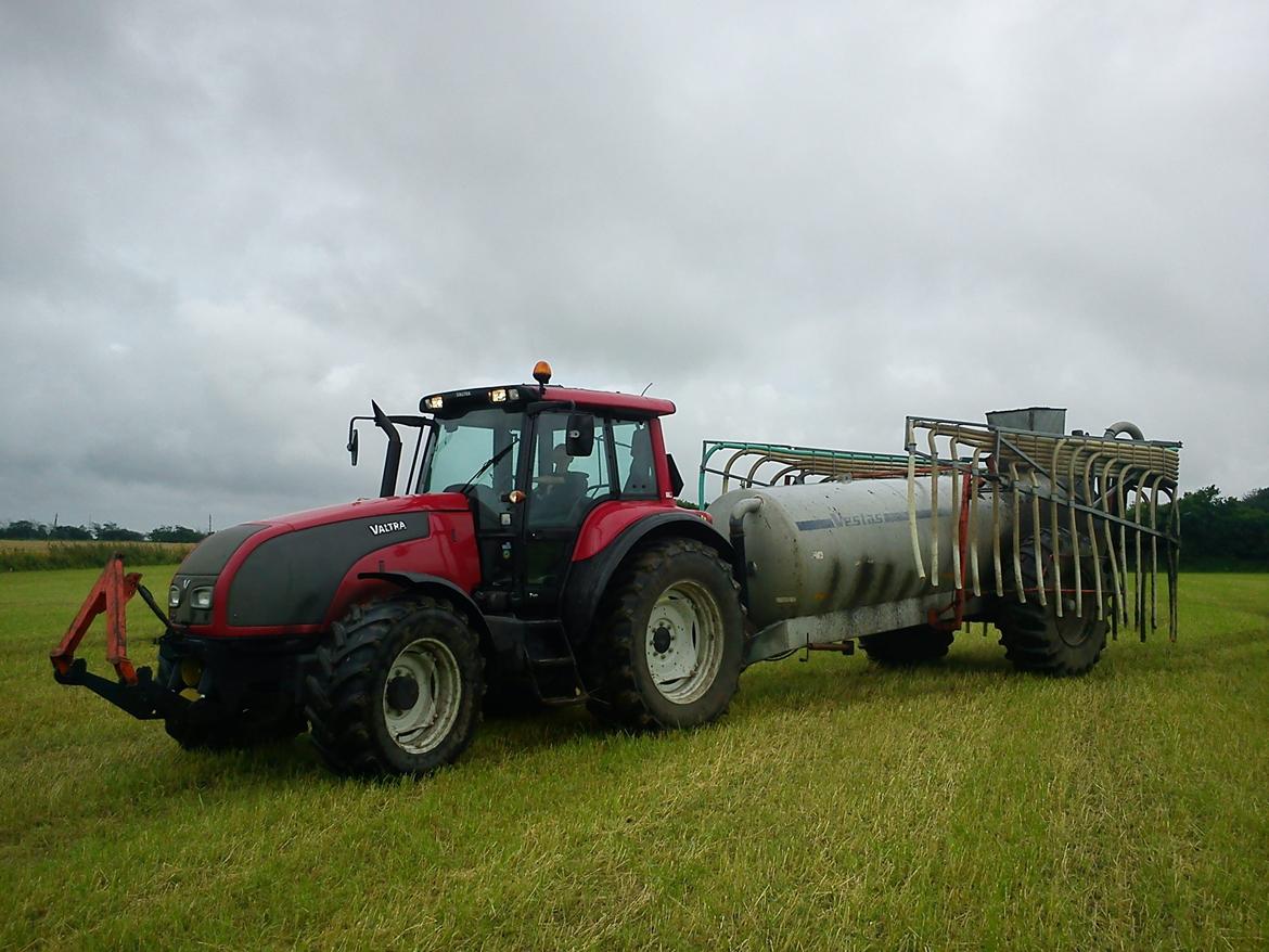 Valtra t 140e billede 4